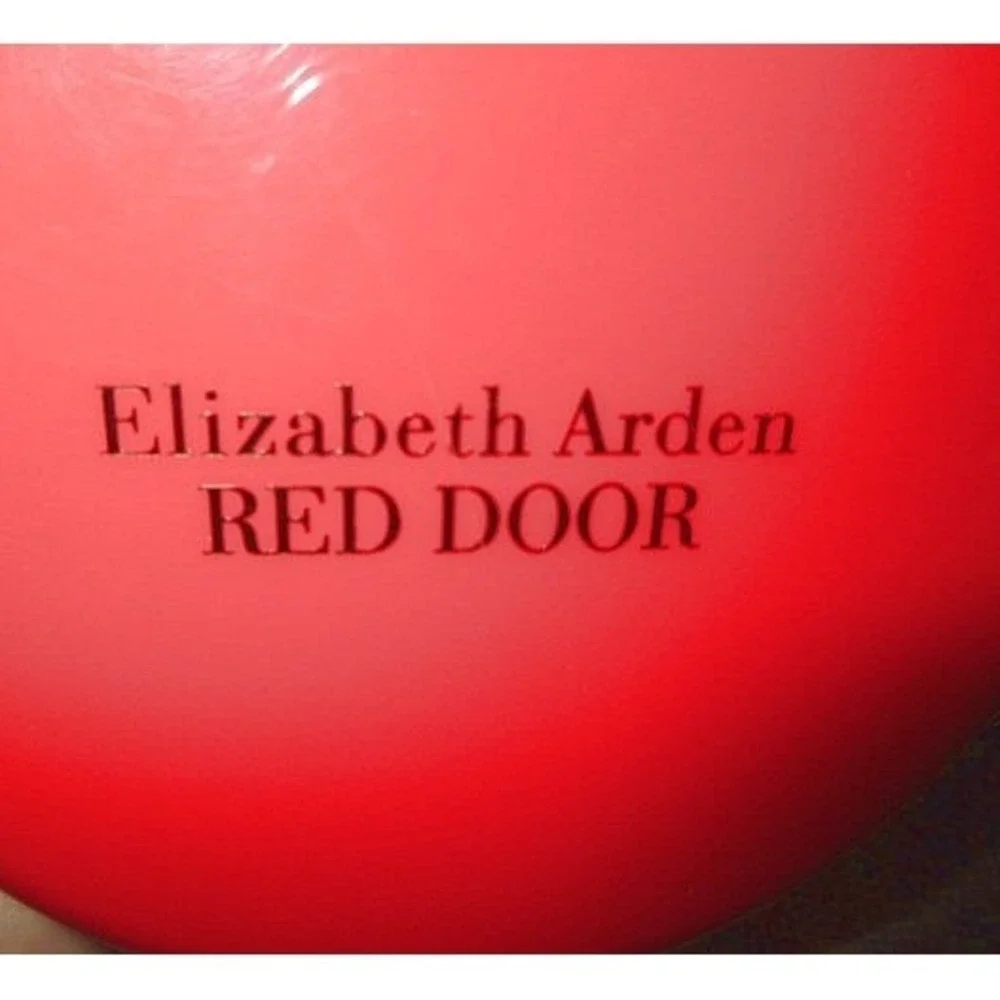 Elizabeth Arden Red Door Perfumed Dusting Powder With Puff NEW UNUSED